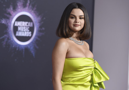 Selena Gomez desvela la persona que más está echando de menos durante la cuarentena.